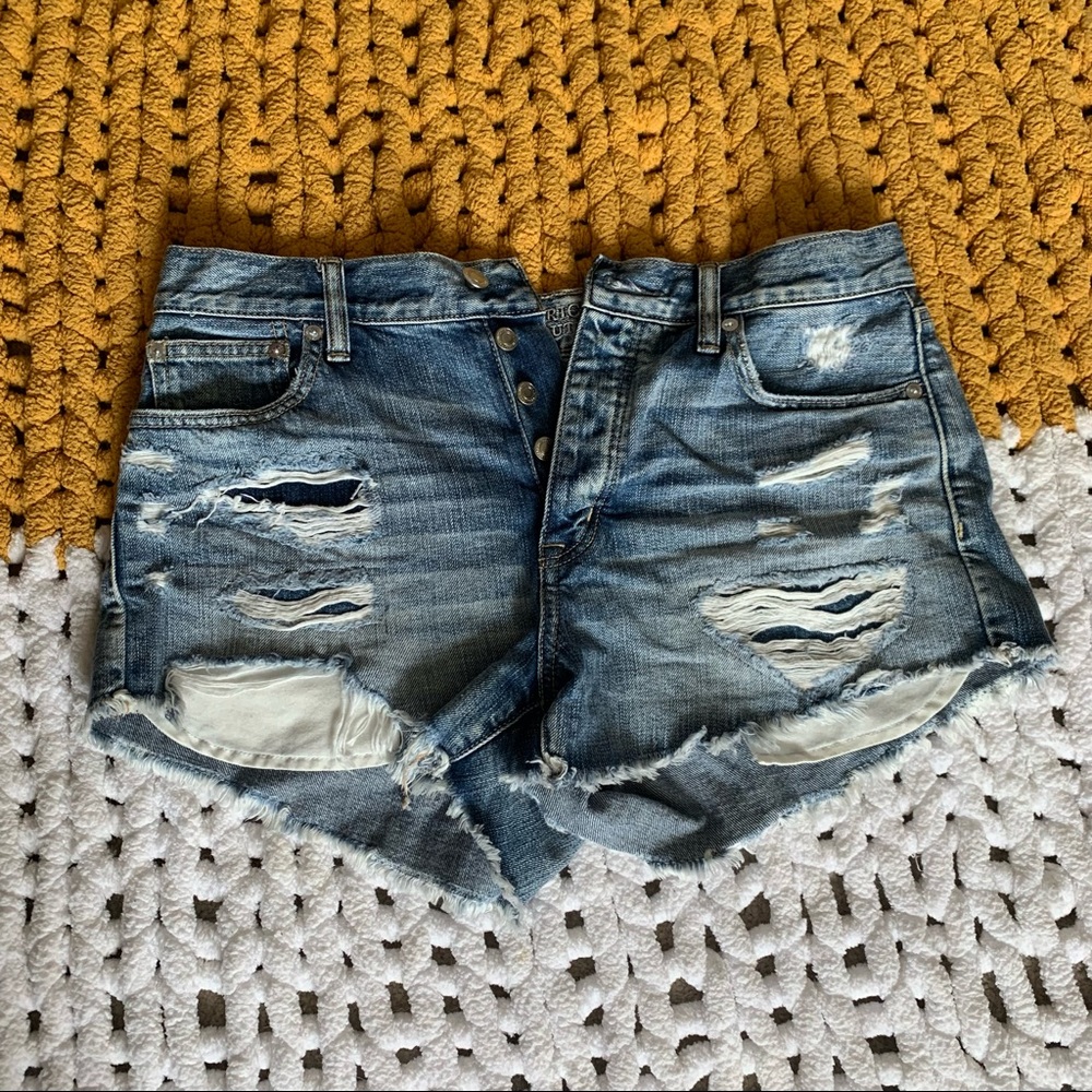 AE Vintage High Rise Festival Shorts